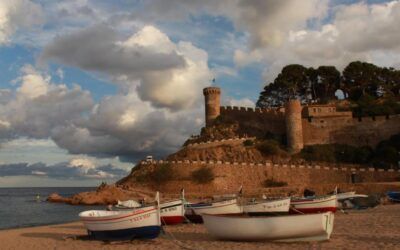 Què veure a Tossa de Mar si vols entendre-la de debò